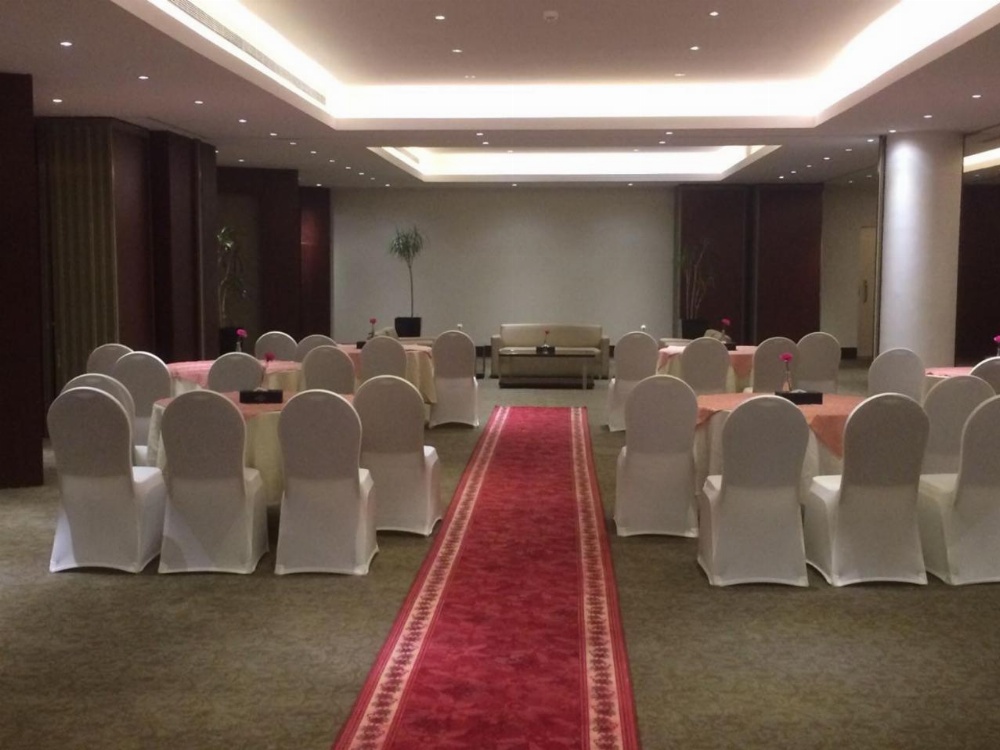 Executives Hotel - Azizia Image 16